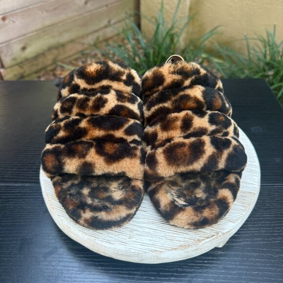UGG FLUFF YEAH 9 Women's Sandals Slippers Slides Animal Print Open Toe Casual - Picture 5 of 14